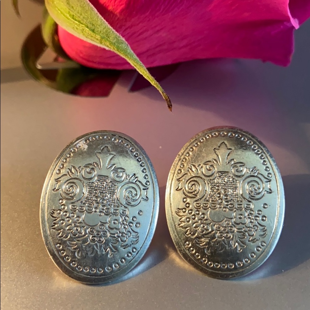 Vintage Kirk Stieff Pewter Earrings - Picture 4 of 6